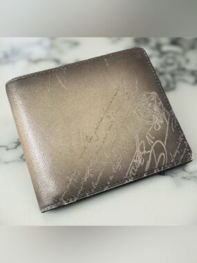 Berluti Calligraphy Scritto bi-fold wallet Venezia calf leather RARE AUTHENTIC